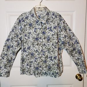🌷White Stag Shirt size XL